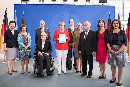 DHBW Ravensburg, Conny Meyer-Bonde, Hotel und Tourismus, Normenkontrollrat, Angela Merkel, Bundeskanzlerin, Jahresbericht, Expertise, Ravensburg