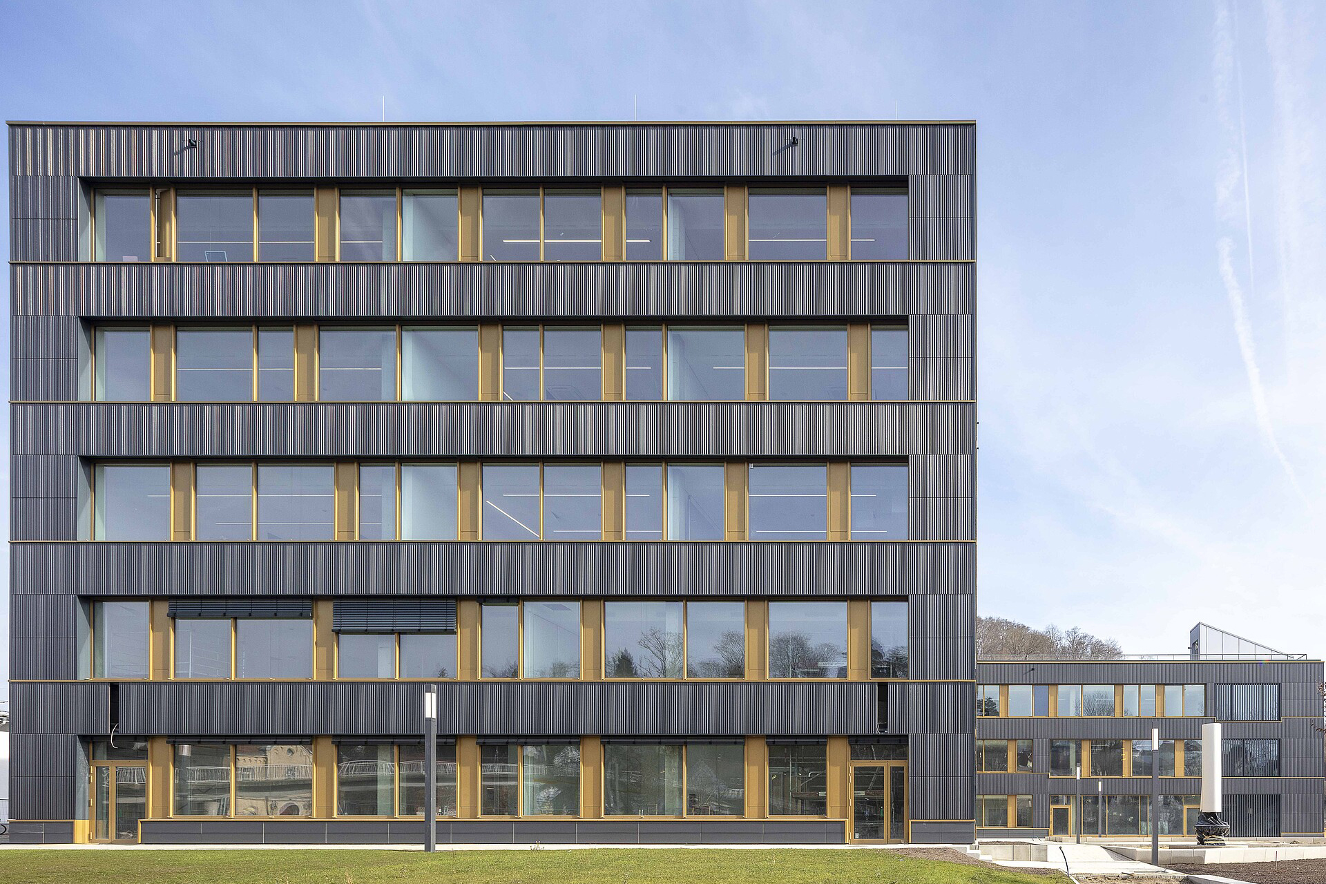 Außenansicht des neuen DHBW Gebäudes in Heidenheim